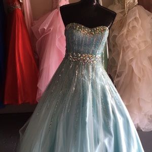 Quinceañera dress